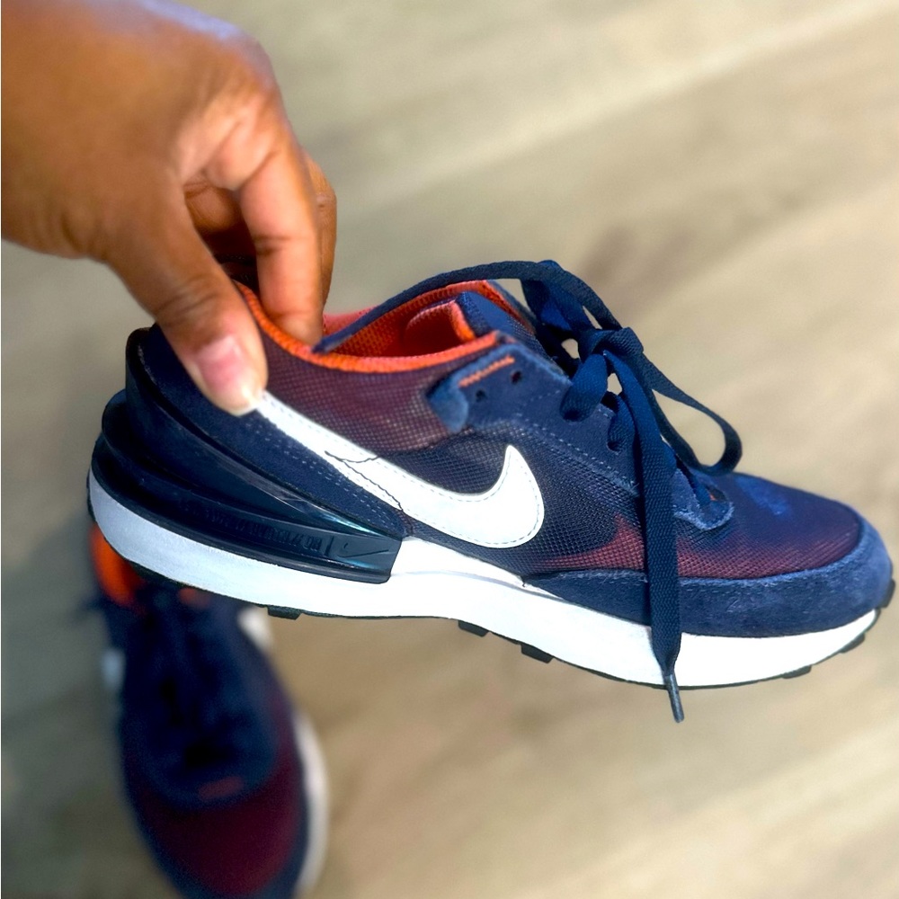Nike Waffles Sneakers (Kids)